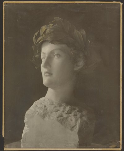 Egy angol lány alkotó: Fernand Khnopff