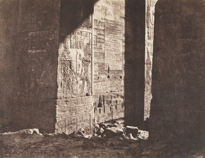 Fileh Philæ szigete, első pilon, francia felirat vésve az Ori..., 1851-52. alkotó: Félix Teynard