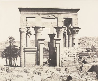 Fileh Philæ szigete, épület keletről - Nyugati homlokzat - Kilátás a P..., 1851-52, nyomtatott 1853-54. alkotó: Félix Teynard
