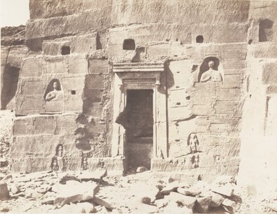 Kardâcy, szentély, fülkék és feliratok faragott a kőbányákban, 1851-52, nyomtatva 1853-54. alkotó: Félix Teynard