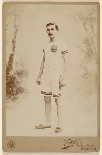 [Sportoló egyenruhában] alkotó: Foster