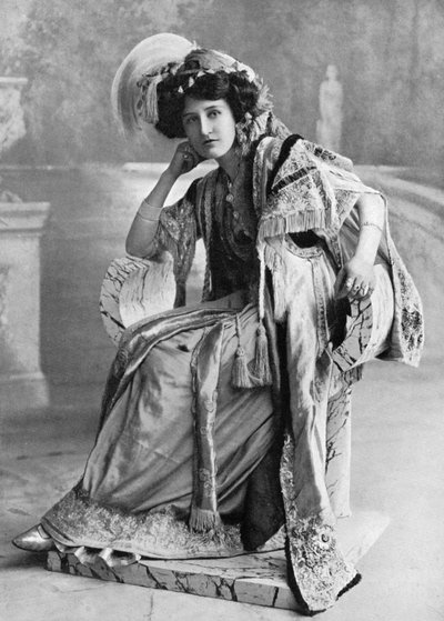 Elizabeth Firth, 1908-1909. alkotó: Foulsham and Banfield