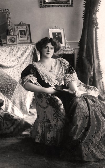 Marie Studholme 1875-1930, angol színésznő, 1906. alkotó: Foulsham and Banfield