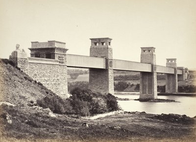 Bangor, a Britannia híd, Anglesey felől (258) alkotó: Francis Bedford