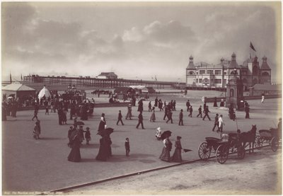 Rhyl. A pavilon és a móló alkotó: Francis Bedford