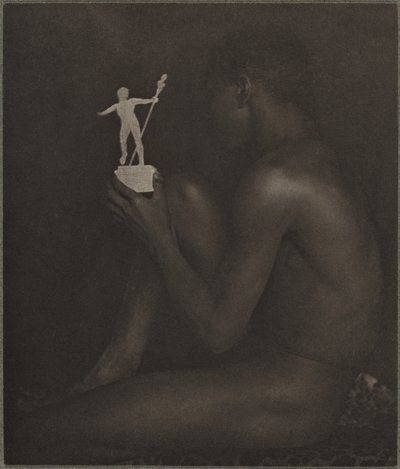 Ében és elefántcsont, 1899. alkotó: Fred Holland Day