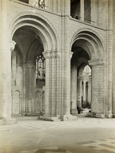 Ely székesegyház: Elyly templomhajó boltívei alkotó: Frederick H. Evans