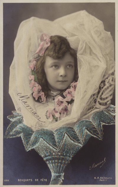 Egy fiatal lány fátyolban virágcsokorként (színezett fotókollázs) alkotó: French Photographer