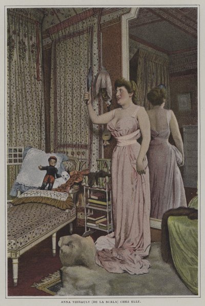Anna Thibault, a párizsi La Scala francia énekesnője otthon (színes fotó) alkotó: French Photographer