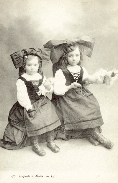 Elzász gyermekei alkotó: French Photographer