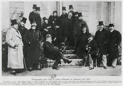 Csoport Edmond Huot de Goncourt kertjében, 1890 körül alkotó: French Photographer