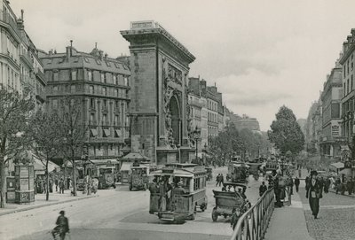 La Porte et le Boulevard Saint-Denis, A Saint-Denis kapu és a Boulevard (fotógravírozás) alkotó: French Photographer