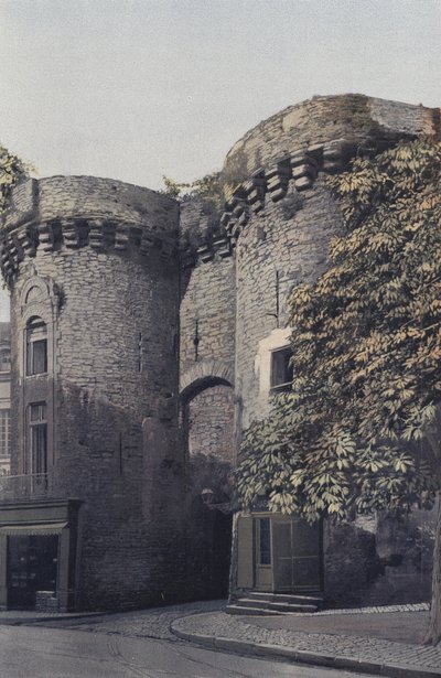 Laval, Porte Beucheresse, Cote S O alkotó: French Photographer