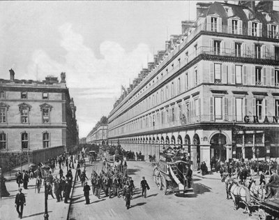 Párizs - Rue de Rivoli (f/w fotó) alkotó: French Photographer