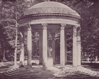 Párizs: A szerelem temploma, Versailles (f/w fotó) alkotó: French Photographer