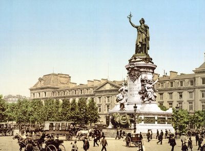 Place de la Republique, Párizs, pub. 1900 alkotó: French Photographer