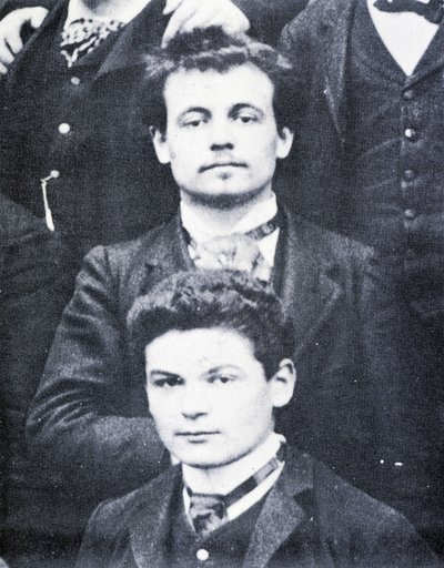 Portré: Alfred Jarry (1873-1907) és Fargue (1876-1947) a párizsi Henri IV Lycée-ben - fotó alkotó: French Photographer