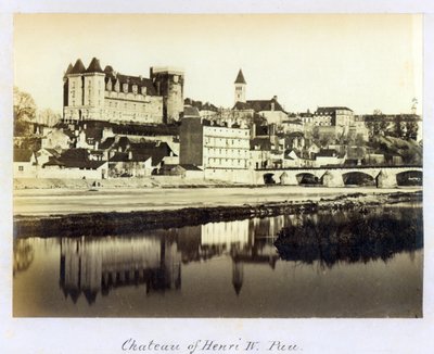 A paui királyi kastélyt ábrázoló képeslap, ahol IV. Henrik francia és navarrai király született 1553. december 13-án, kb. 1900 alkotó: French Photographer