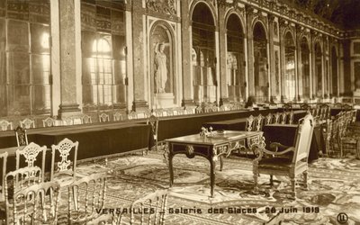 Versailles, Tükörcsarnok, 1919. június 28 alkotó: French Photographer