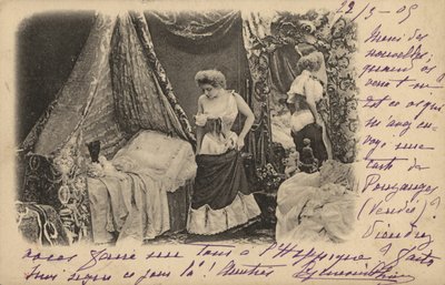 Nő vetkőzik a tükörben alkotó: French Photographer