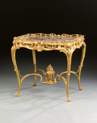 Napoleon III középső asztal, Maison Millet, Párizs, 1860 körül (aranyozott bronz és fa) alkotó: French School