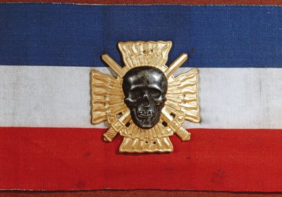 Croix-de-Feu karjelvénye, 1930-as évek (szövet és fém) alkotó: French School