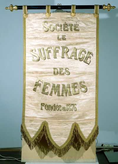 A Női Választójog Társaságának zászlója (selyem) alkotó: French School