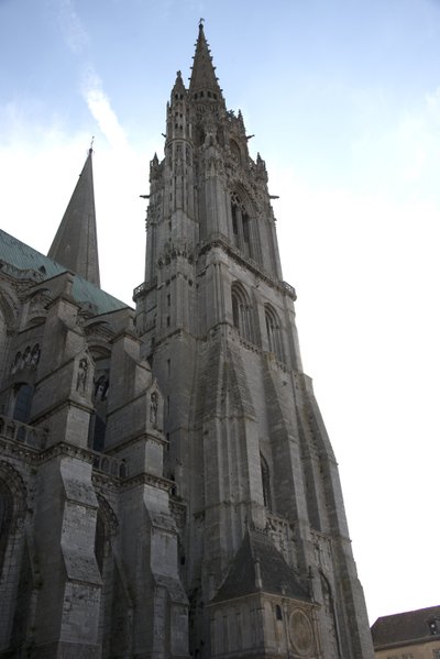 Chartres-i székesegyház északi homlokzata az Órapavilonnal alkotó: French School