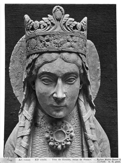 St. Clotilda feje, a Corbeil Notre-Dame templomból (gipszkarton) (részlet) (lásd még: 383111) alkotó: French School