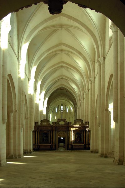 A ciszterci apátság belseje alkotó: French School