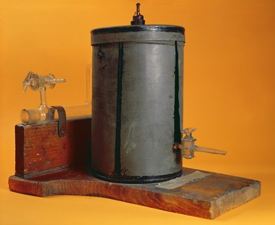 Ionizációs kamra, amelyet Marie Curie (1867-1934) fejlesztett ki 1897 körül alkotó: French School