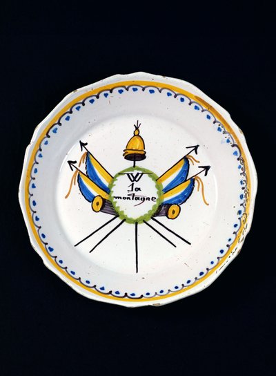 La Montaigne tányér (kerámia) alkotó: French School