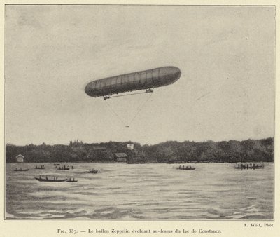 A Bodeni-tó felett repülő Zeppelin léggömb (metszet) alkotó: French School