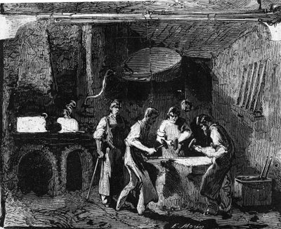 Puskaágyúk gyártása: kalapáccsal vasat dolgoznak meg, olvasztás után, lemezeket készítenek. Metszet a „” Le Monde Illustré”” 35. számában, 1857. december 12. alkotó: French School