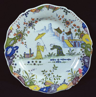Chinoiserie stílusban díszített tányér, Rouenben készült (kerámia) alkotó: French School