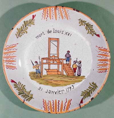 Francia forradalmi motívumú tányér XVI. Lajos 1793. január 21-i kivégzésének emlékére (fajansz) alkotó: French School