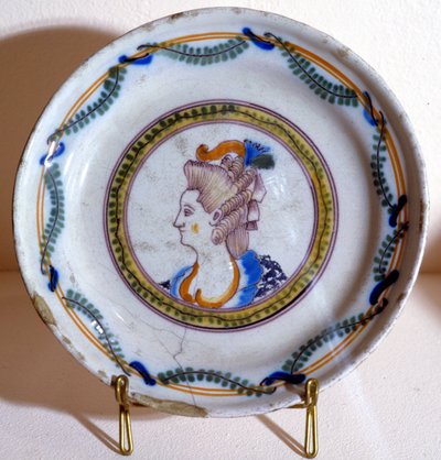 Marie Antoinette portréja - cseréptál alkotó: French School