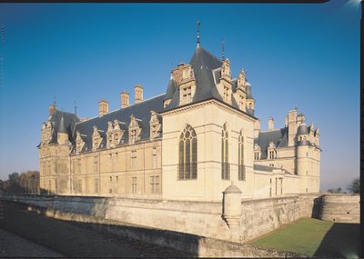 Főhomlokzat és déli homlokzat alkotó: French School
