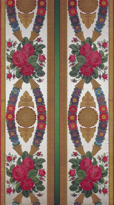 Textil százszorszépfüzérekkel és rózsacsokrokkal, Cousin and Bony, Bissardon, Lyon, 1811 (hímzett szatén) alkotó: French School