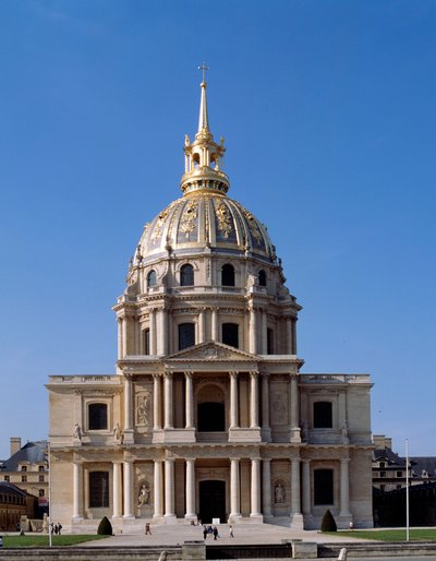 Kilátás a Hotel des Invalidesre, egy párizsi emlékműre, melynek építését XIV. Lajos rendelte meg 1670-ben. Párizs alkotó: French School