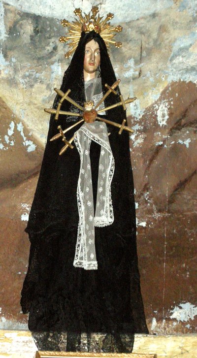 Gyászoló Szűz (fa és textil) alkotó: French School