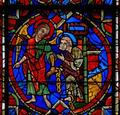 A w107a ablak, amely Szent Pétert ábrázolja, akit egy angyal kivezetett a börtönből alkotó: French School