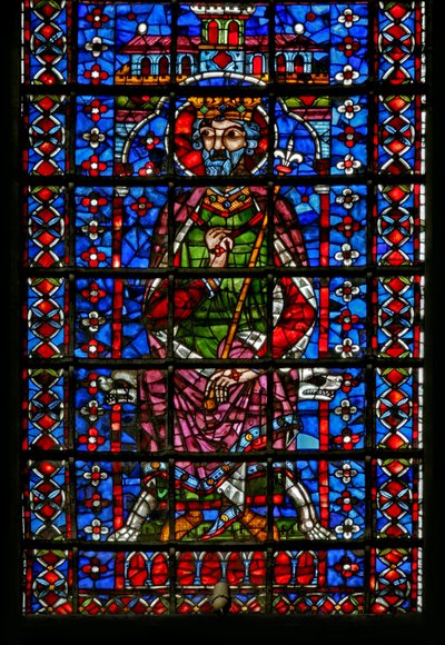 Királyt ábrázoló w127-es ablak (alsó ábra). alkotó: French School