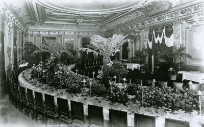 Metropolitan Club belső alkotó: G.P. Hall und Sohn