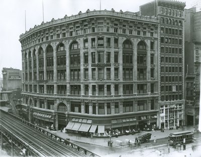 Saks und Company áruház, New York (zselatin ezüst fotó) alkotó: G.P. Hall und Sohn