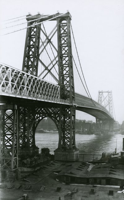 Williamsburg híd az East River felett építés közben, 1898 alkotó: G.P. Hall und Sohn
