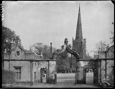 Aston Hall, Gateway, Witton Lane, Aston Park, Aston, Birmingham, 1941. alkotó: George Bernard Mason