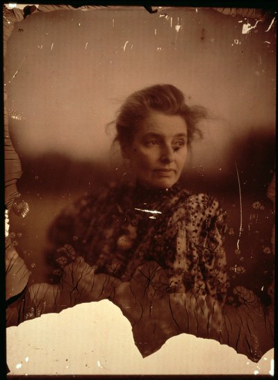 Beatrice Webb (1858-1943) portréfotója (autokróm fotó) (lásd még: 2900) alkotó: George Bernard Shaw