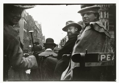 George Breitner és Marius Bauer egy hintón Londonban alkotó: George Hendrik Breitner