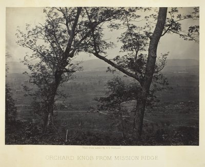 Orchard Knob a Mission Ridge felől alkotó: George N. Barnard